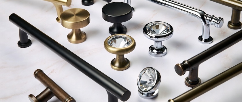 Cabinet Knobs and Pulls